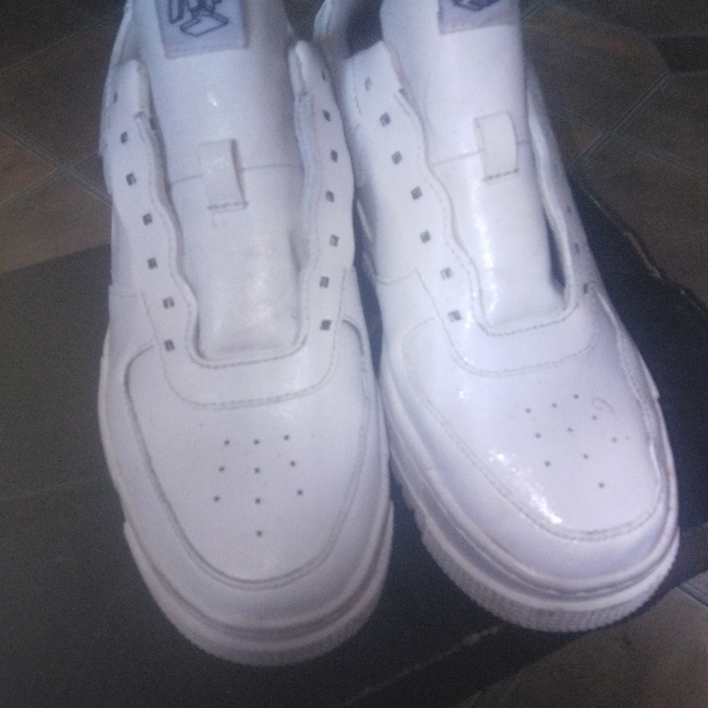 Nike White Women's Sneakers Air Force 1's!  Without Laces